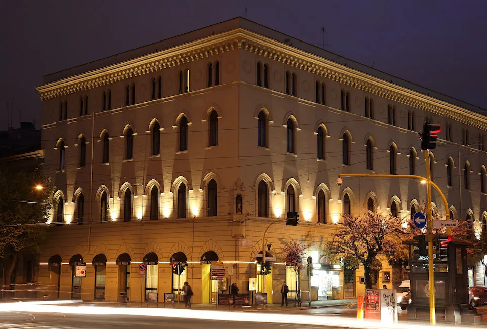 01_h_roma_Milton_facade_IF
