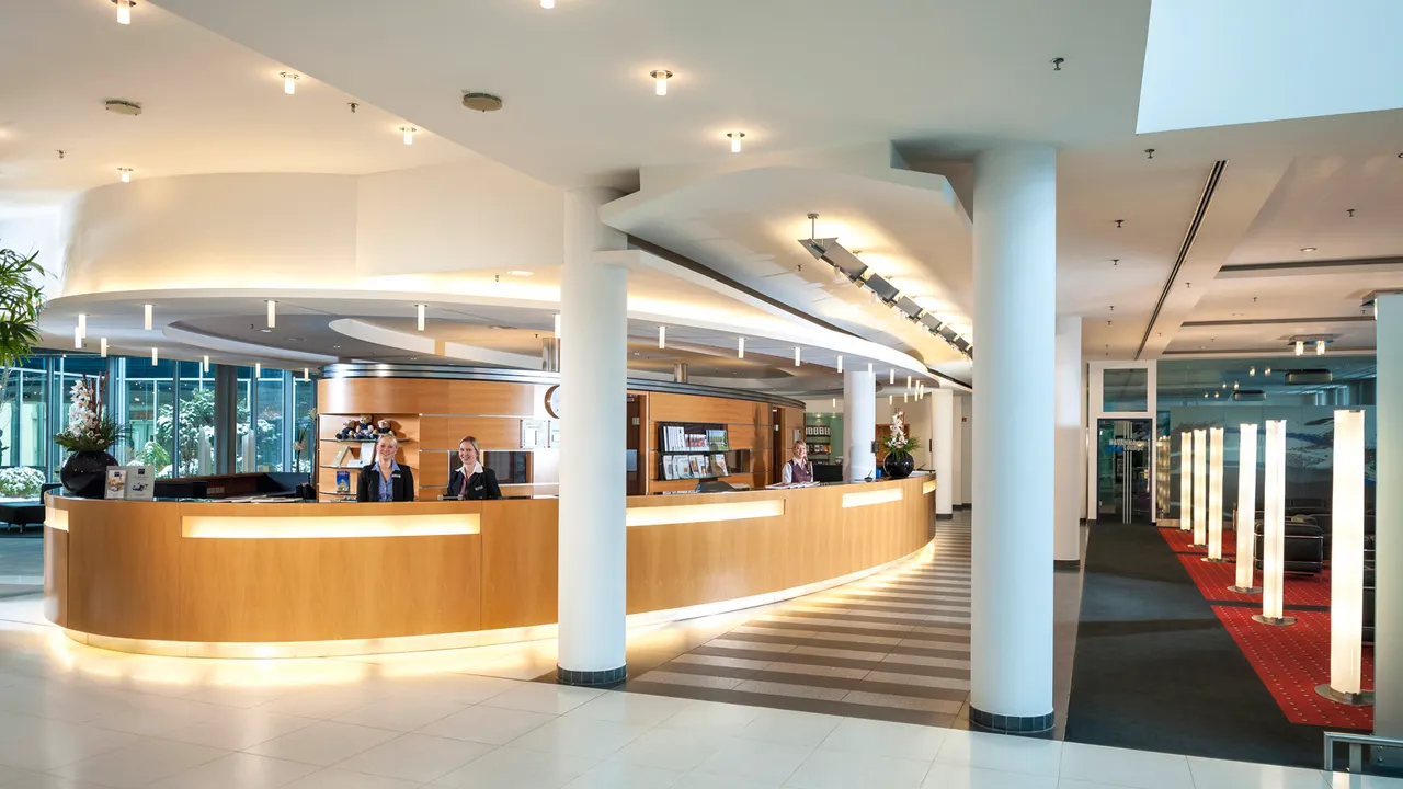 Potsdam_Lobby_22-Bearbeitet_2500px - Kopie