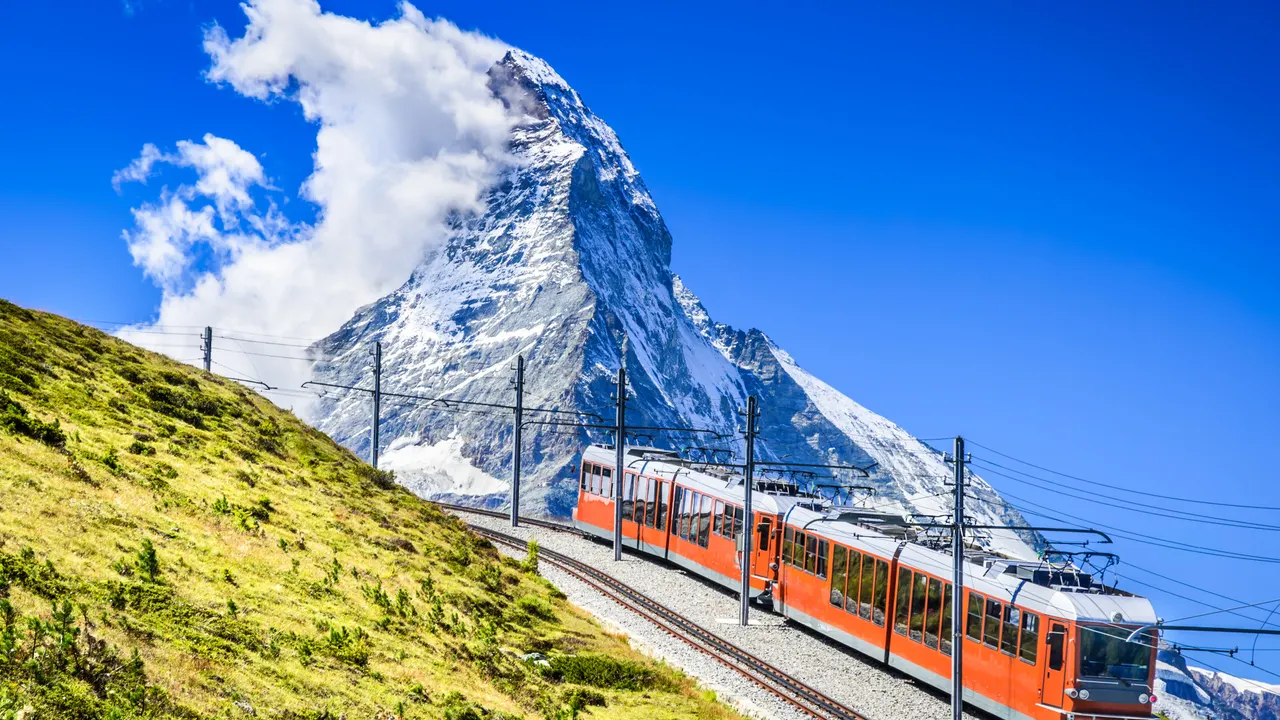 schweizer-bahnen-ausblicke-garantiert-2024-05.jpeg