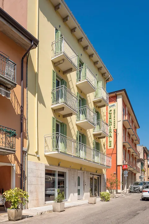 03_h_Centrale_Garda_facade
