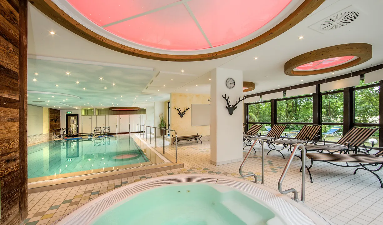 Johannesbad_Thermalhotel_Ludwig_Thoma_Pool